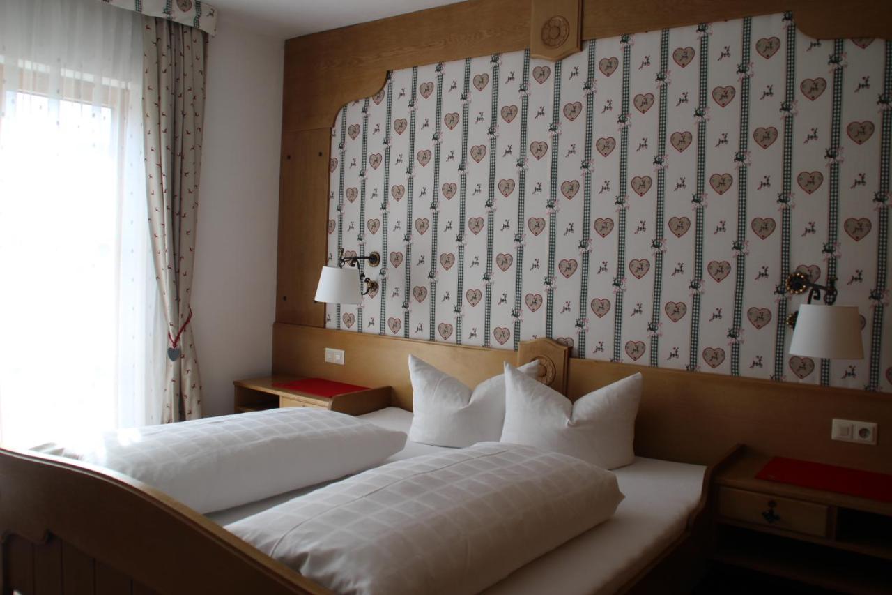 Gaestehaus Zunterer Wallgau Chambre photo